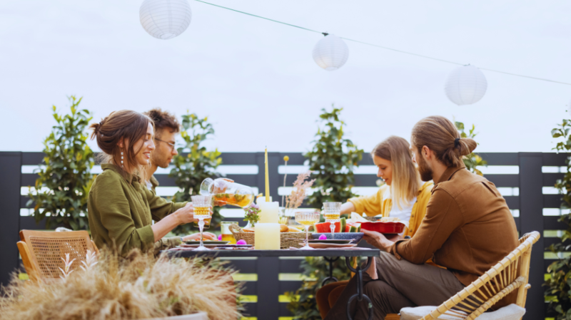 patio dining